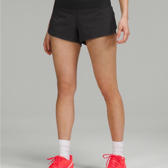 2inch lululemon shorts - Picture 3 of 4
